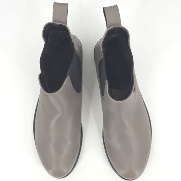 ECCO Modtray Chelsea Boots Booties Womens Size 7 Taupe Leather Lug Sole Edgy - Picture 6 of 10